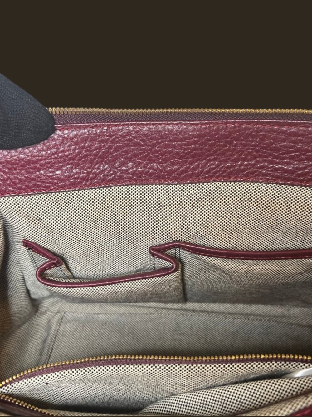 MCM München Burgundy Pebbled Leather Boston Satchel Crossbody Bag Gold Hardware - Picture 9 of 14